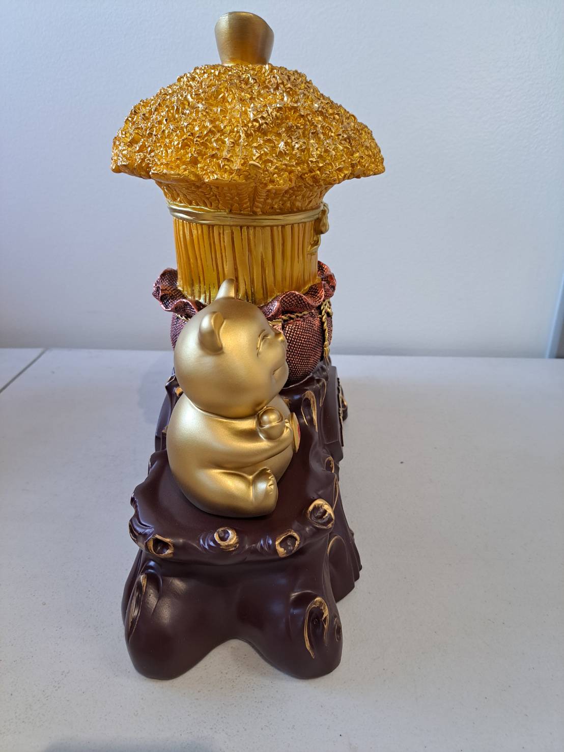 Golden Lucky Cat & Wealth Tree Figurine Set JF7302 - back view showing third cat figurine
