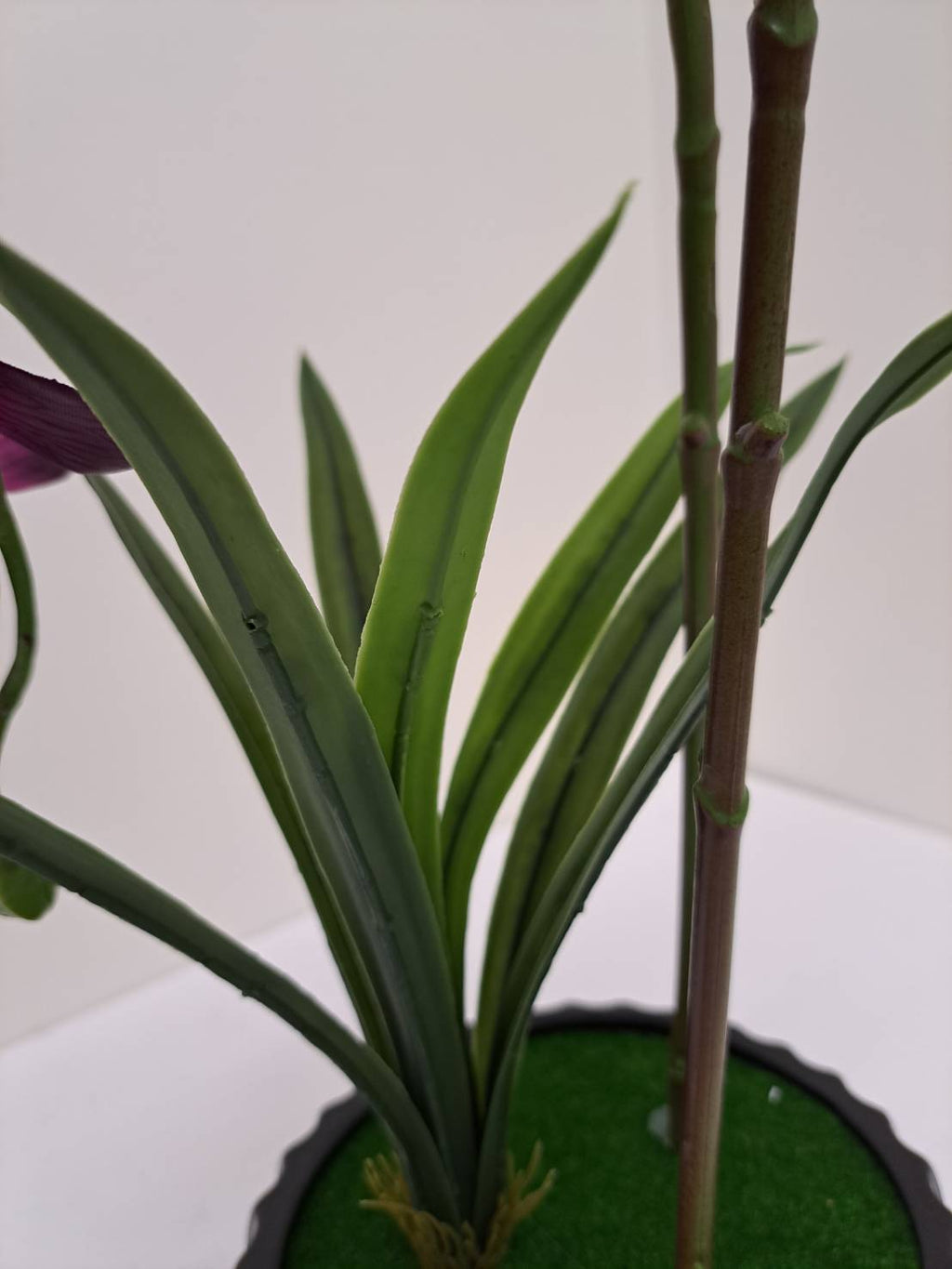 Faux Magenta Purple Phalaenopsis Orchid Arrangement FT-253-E - lifestyle home decor display