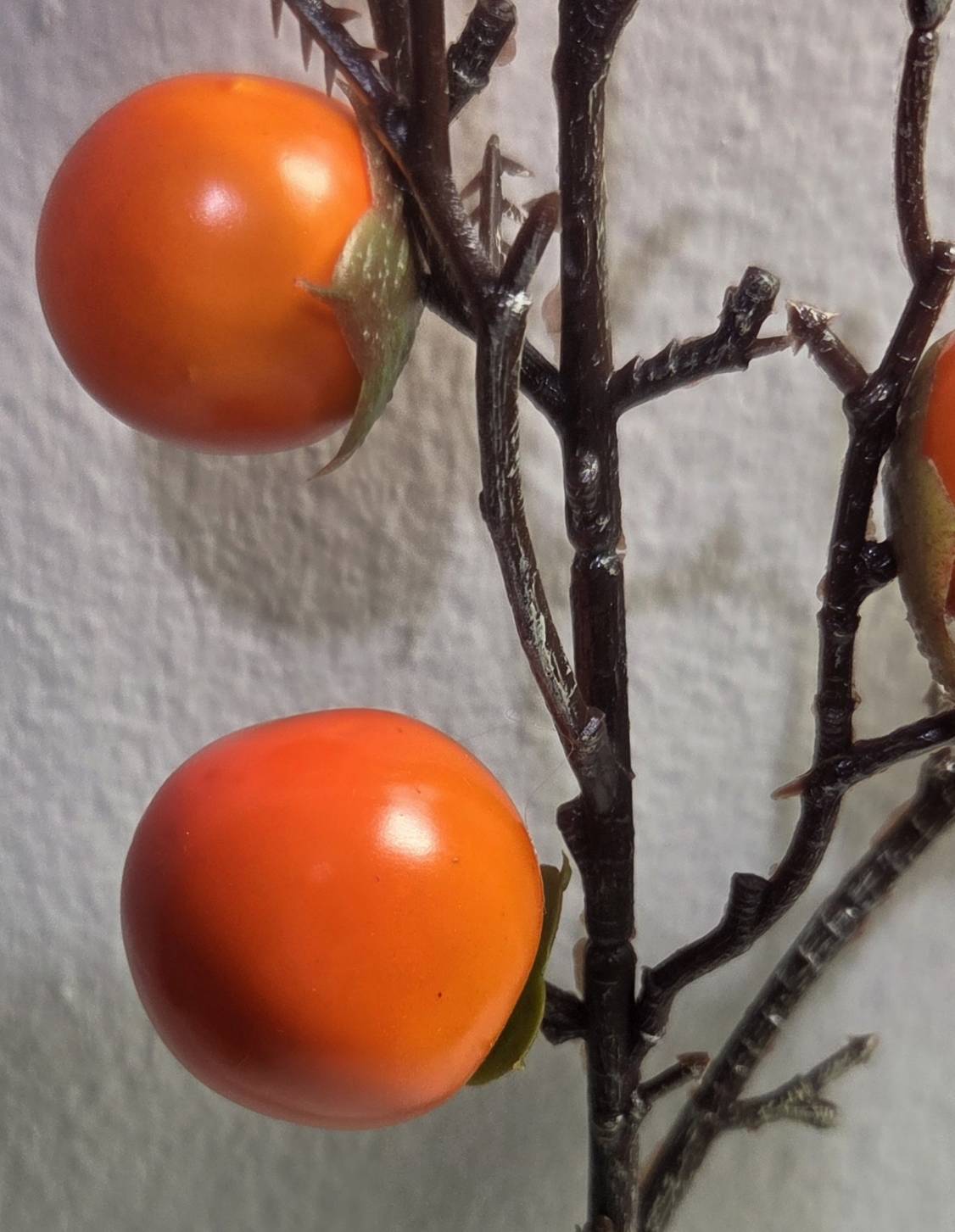 Premium Faux Orange Berry Branch – Lifelike 35" Bare-Twig Berry Stem for Fall & Home Decor