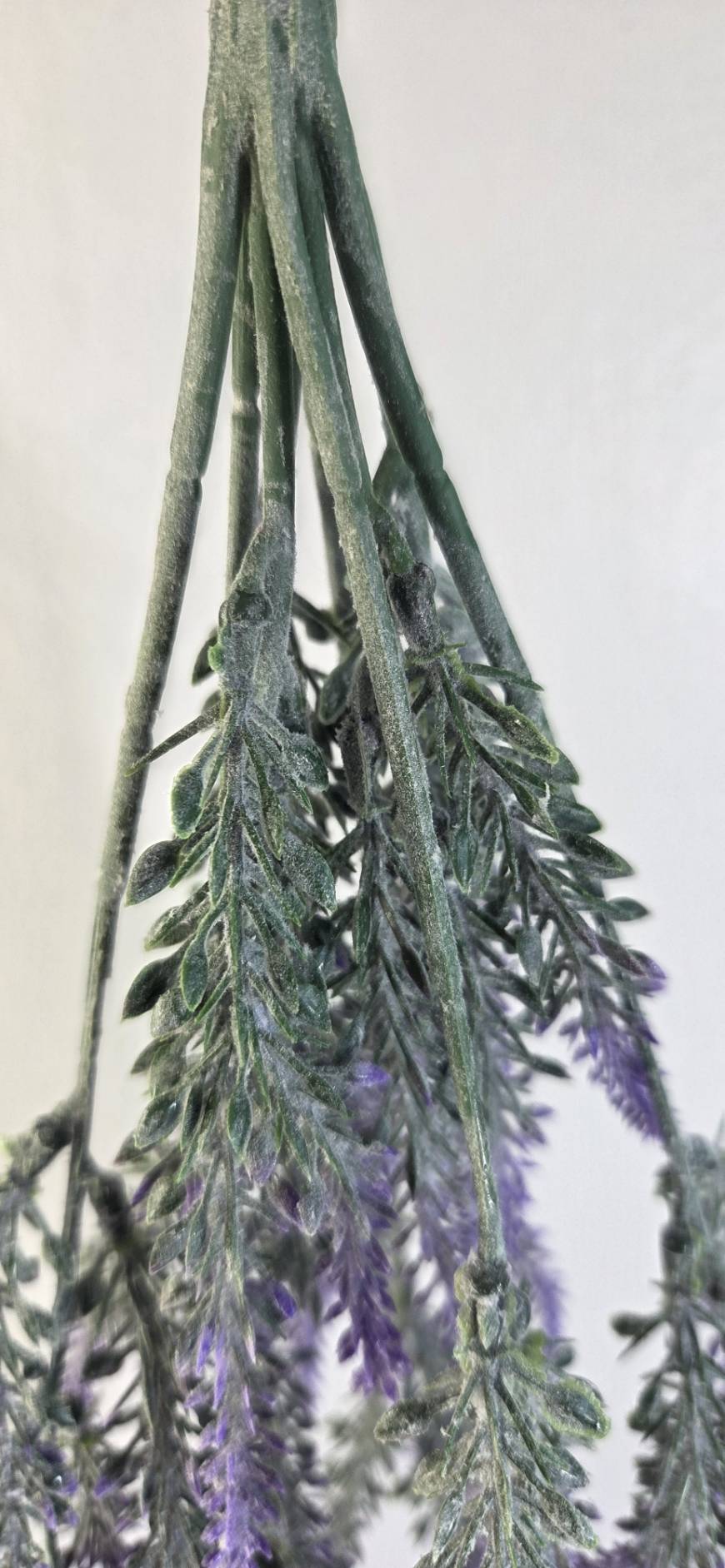 Faux Lavender Gray Trailing Greenery Bunch FT08-C - stem top bundle detail